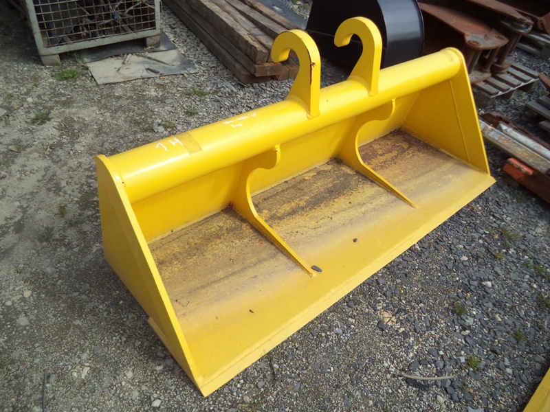 DITCH CLEANING BUCKET 2000 MM x 600 MM FOR QUICK COUPLER