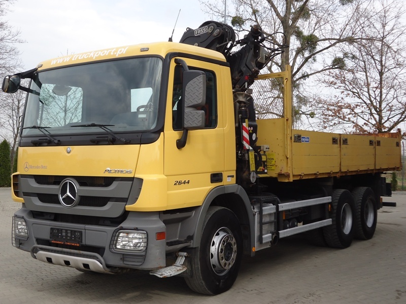 MB ACTROS 2644 6x4 EURO5 TIPPER WITH CRANE FASSI