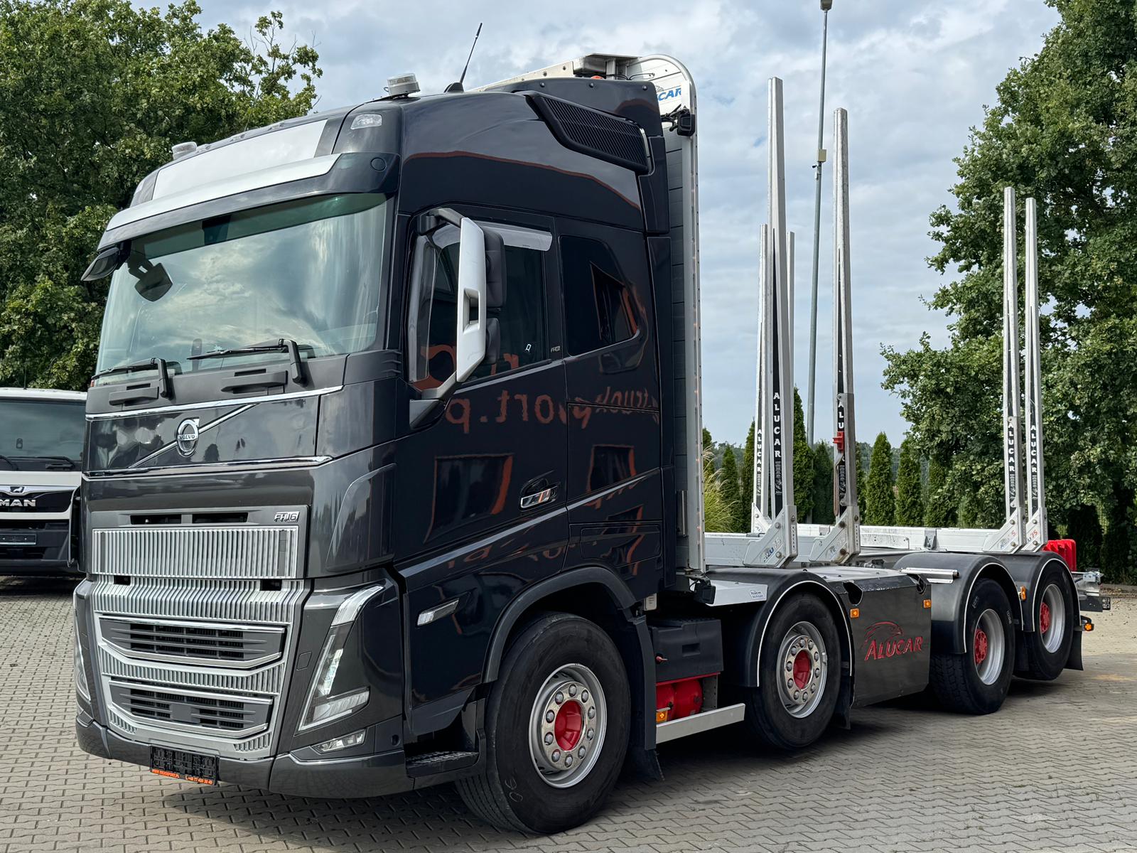 VOLVO FH16 750 8x4|POJAZD DO DRZEWA 