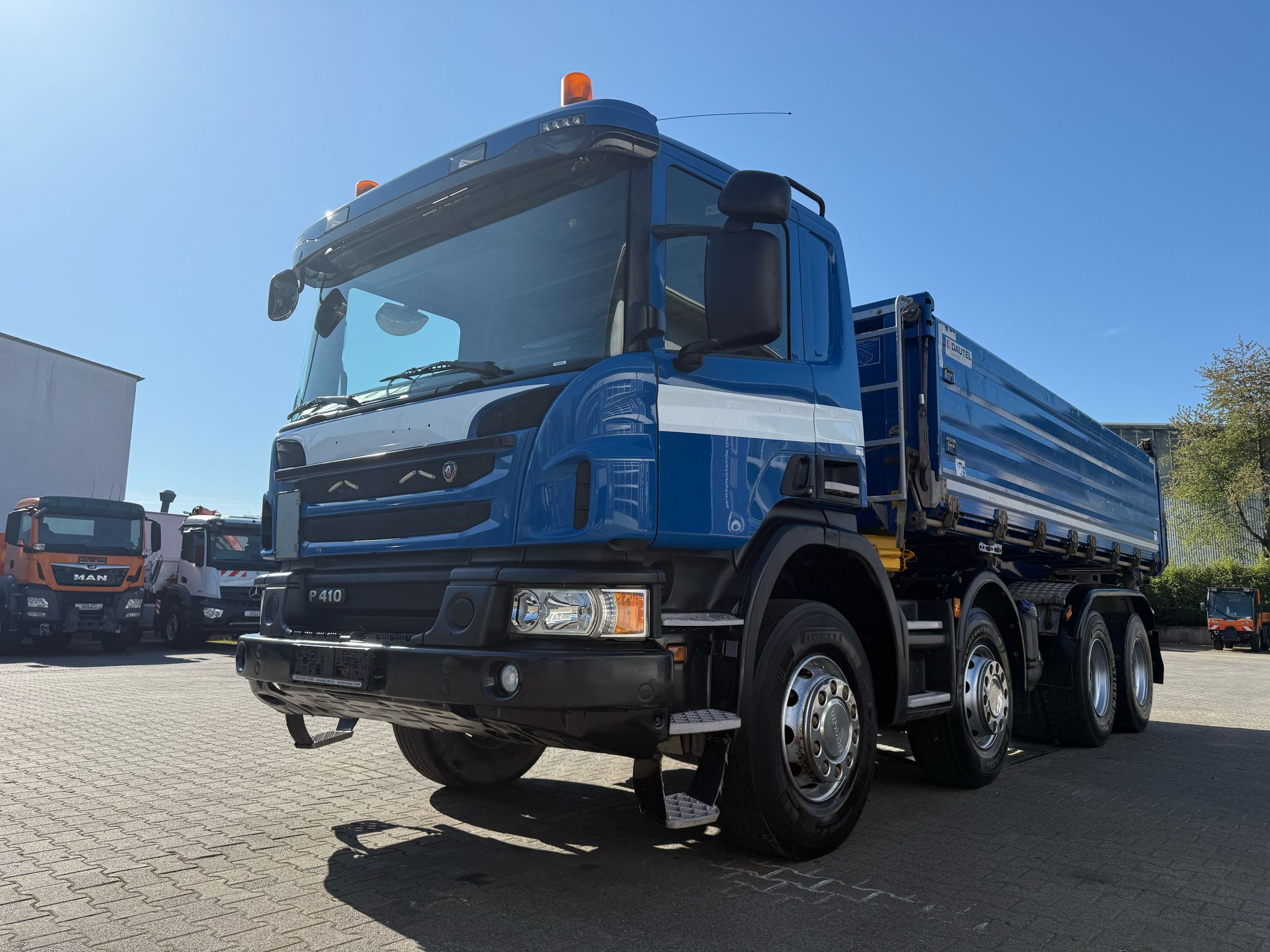SCANIA P410 8x4 EURO6 WYWROTKA TRÓJSTRONNA 