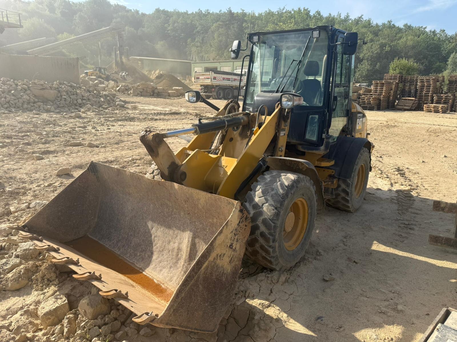 CAT 908M ŁADOWARKA KOŁOWA