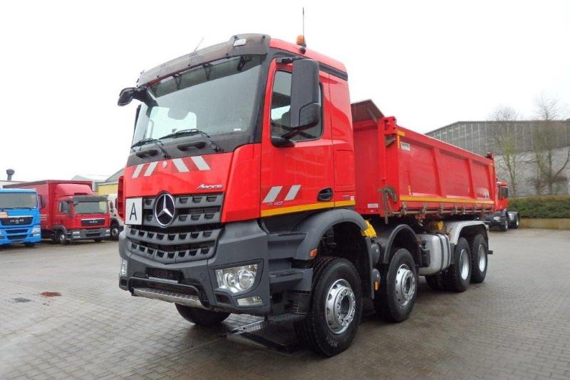 MB AROCS 4142 8x4 EURO6 TIPPER